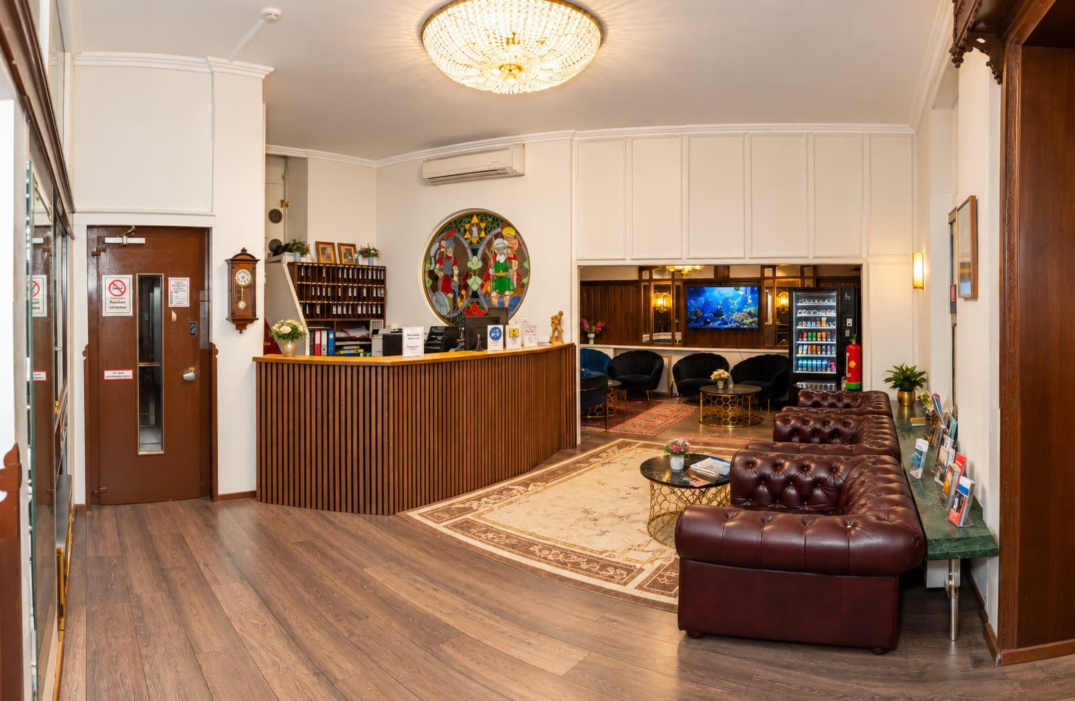 Stiegenhaus im Hotel Hadrigan